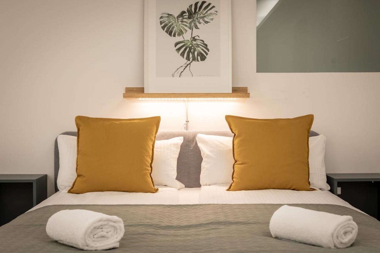 Spacious Apartment In Hemholtzkiez Prenzlauer Berg For 8 People Hiddenseer, Berlin